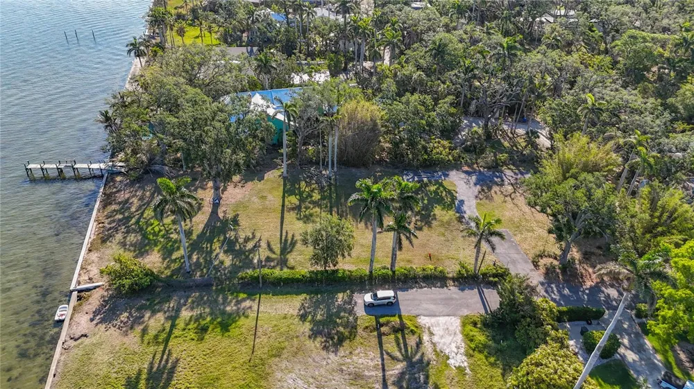 408 31ST STREET NW Bradenton, FL 34205