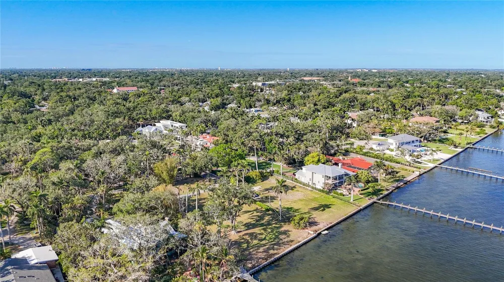 408 31ST STREET NW Bradenton, FL 34205