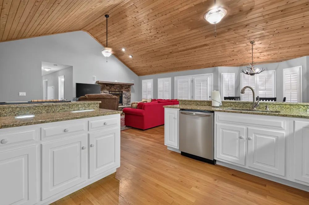 107 Chickory Ln Monteagle, TN 37356
