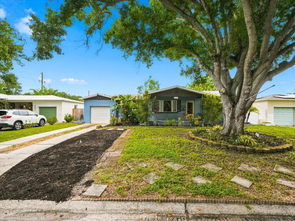 4641 25TH AVENUE St Petersburg, FL 33713