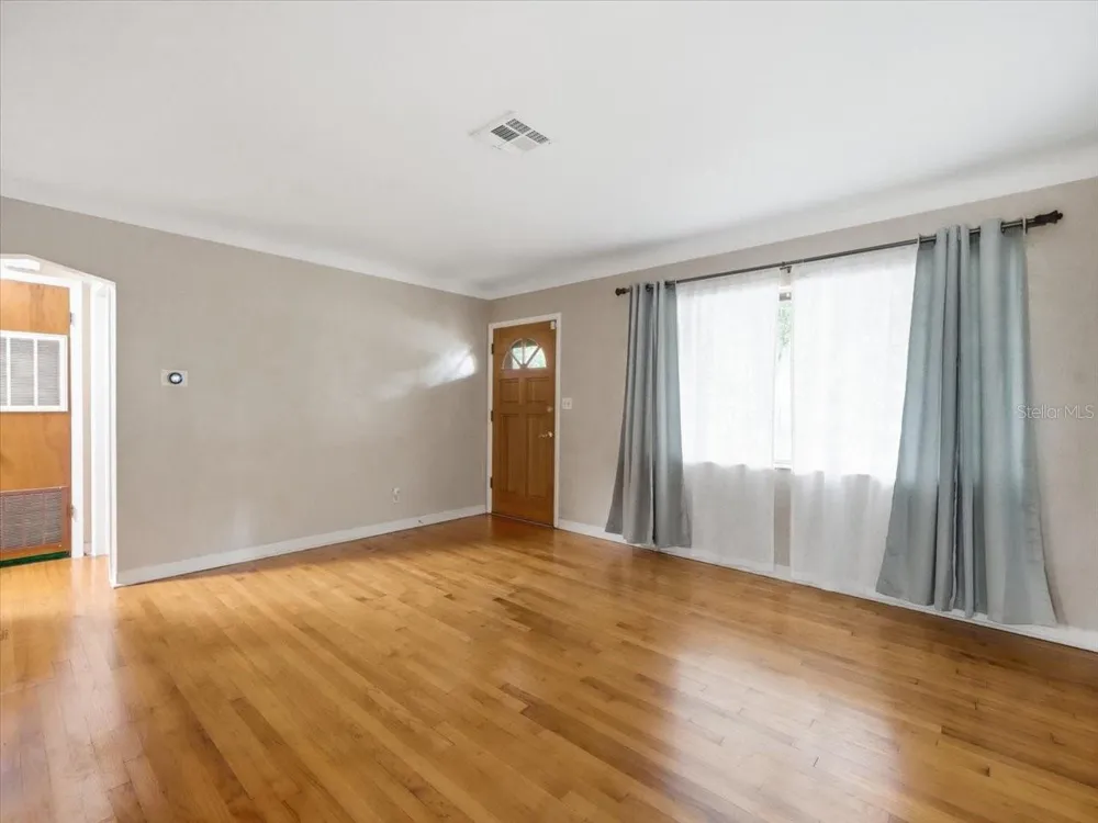 4641 25TH AVENUE St Petersburg, FL 33713