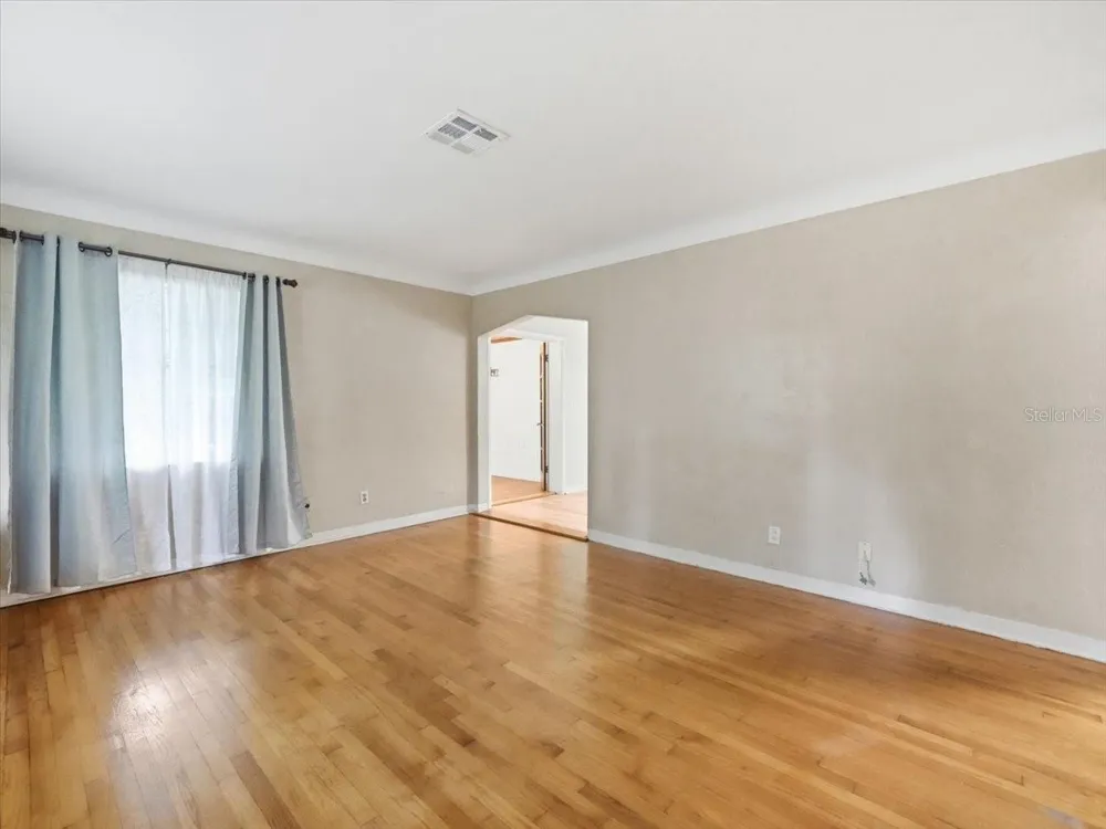 4641 25TH AVENUE St Petersburg, FL 33713