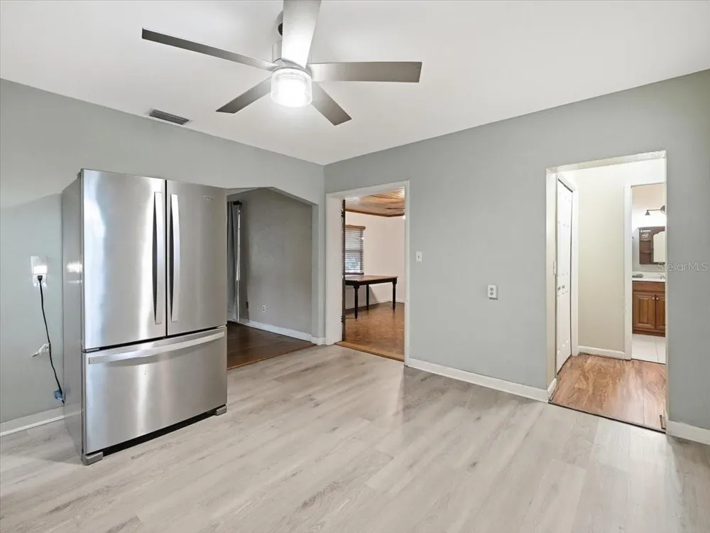 4641 25TH AVENUE St Petersburg, FL 33713