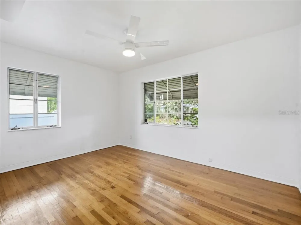 4641 25TH AVENUE St Petersburg, FL 33713