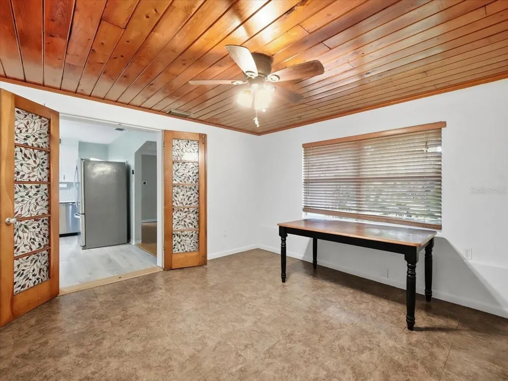 4641 25TH AVENUE St Petersburg, FL 33713