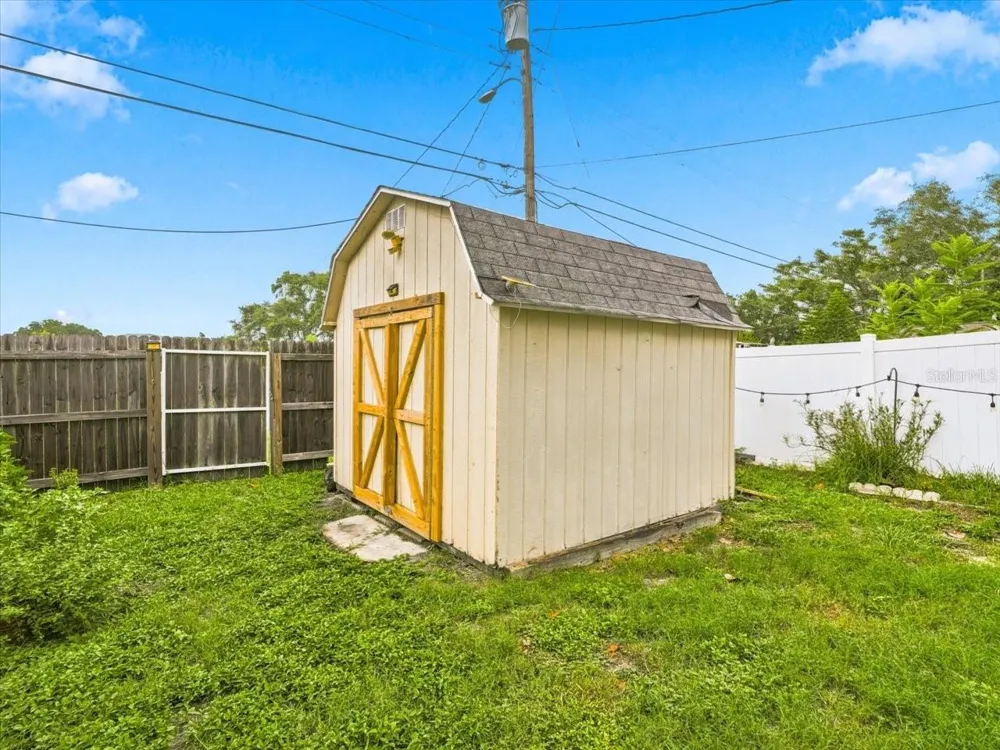 4641 25TH AVENUE St Petersburg, FL 33713
