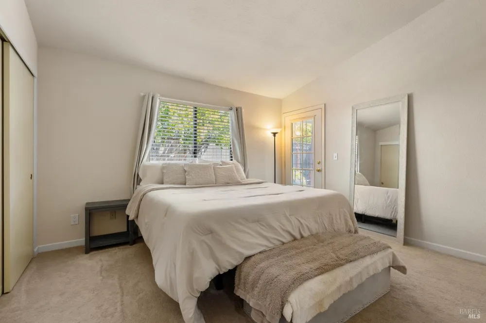 755 Oakvale Way Vacaville, CA 95687