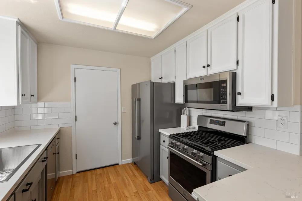 755 Oakvale Way Vacaville, CA 95687