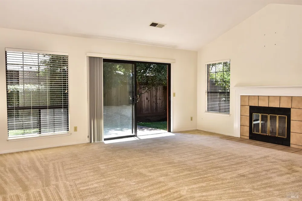 483 La Quinta Lane Sonoma, CA 95476