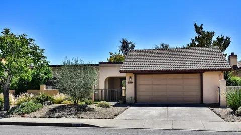 483 La Quinta Lane
