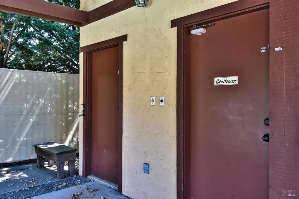 483 La Quinta Lane Sonoma, CA 95476