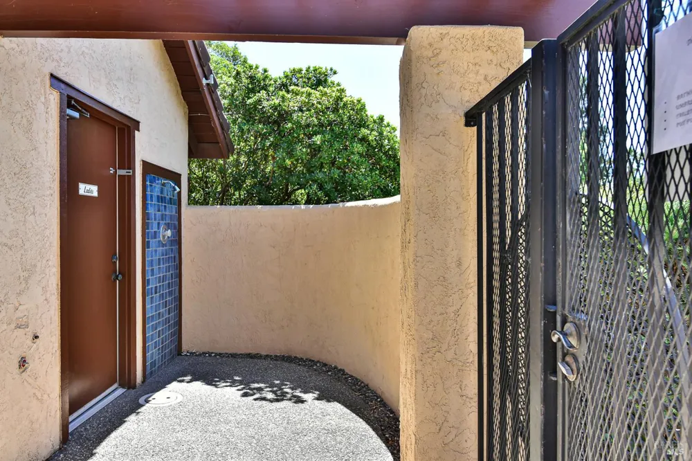 483 La Quinta Lane Sonoma, CA 95476