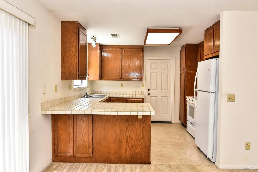 483 La Quinta Lane Sonoma, CA 95476