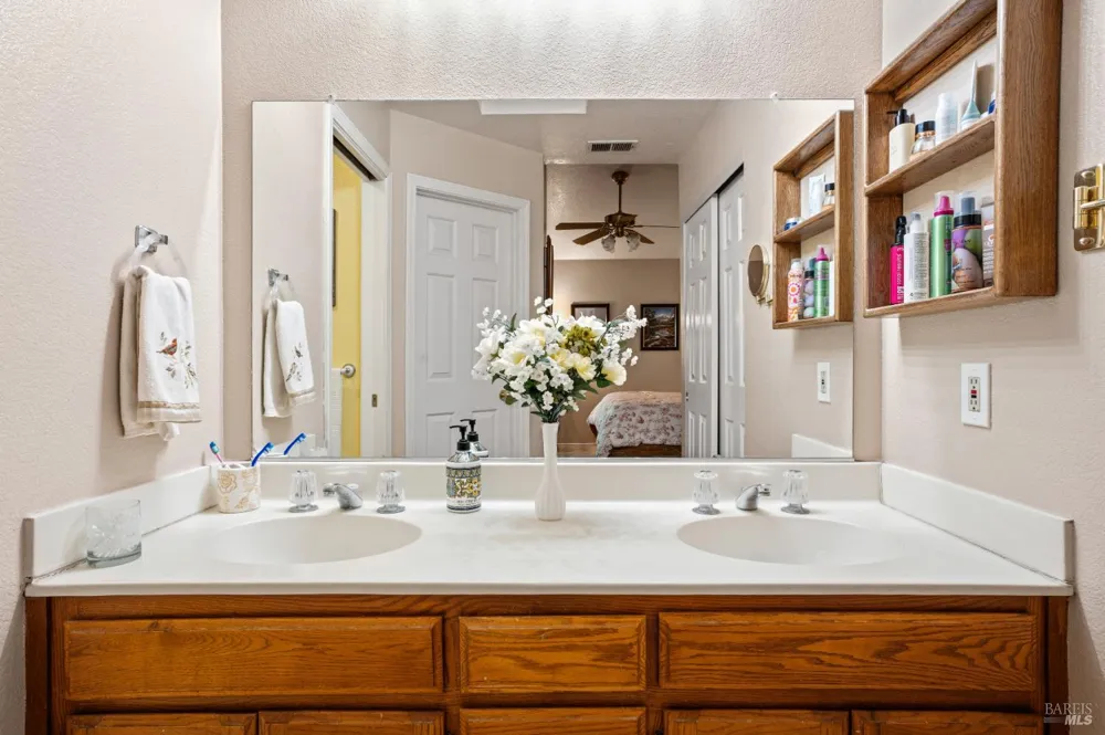 105 William Circle Cloverdale, CA 95425
