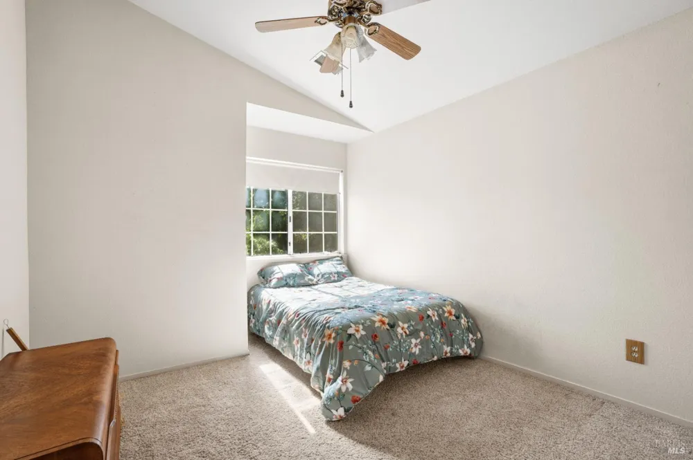 105 William Circle Cloverdale, CA 95425