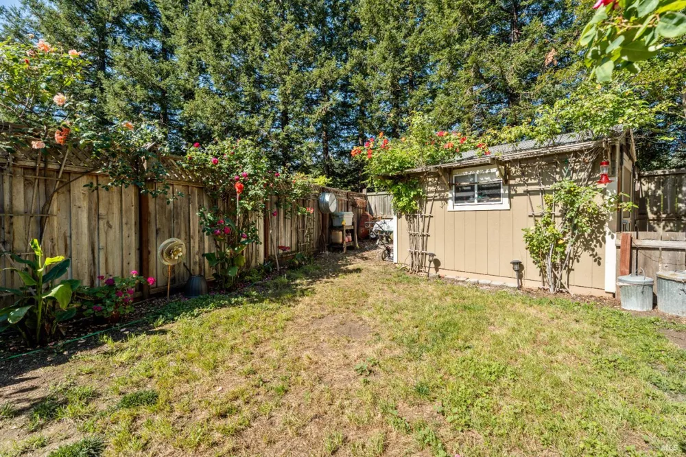 105 William Circle Cloverdale, CA 95425