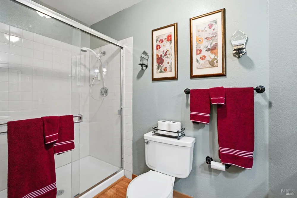 105 William Circle Cloverdale, CA 95425