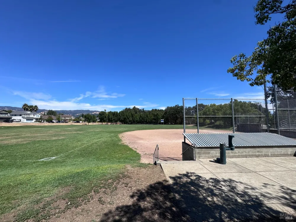 105 William Circle Cloverdale, CA 95425