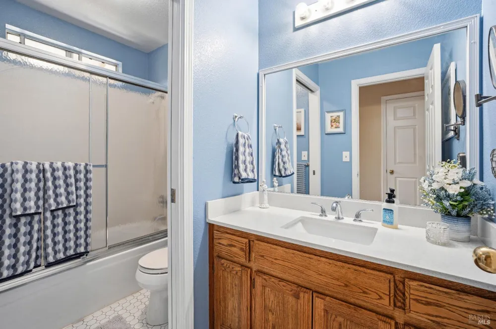 105 William Circle Cloverdale, CA 95425
