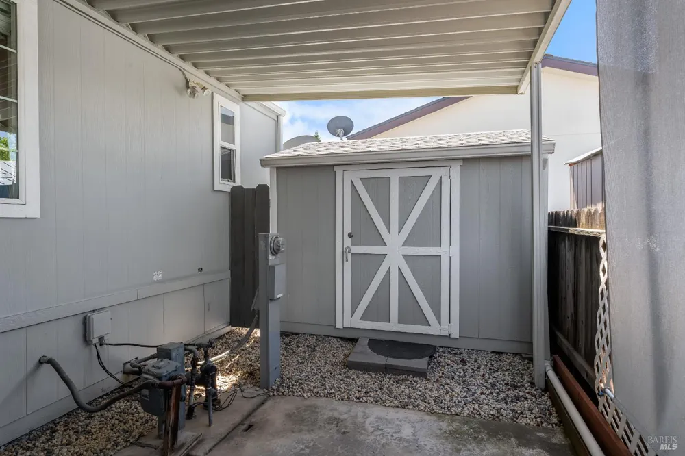 705 Sequoia Street Windsor, CA 95492