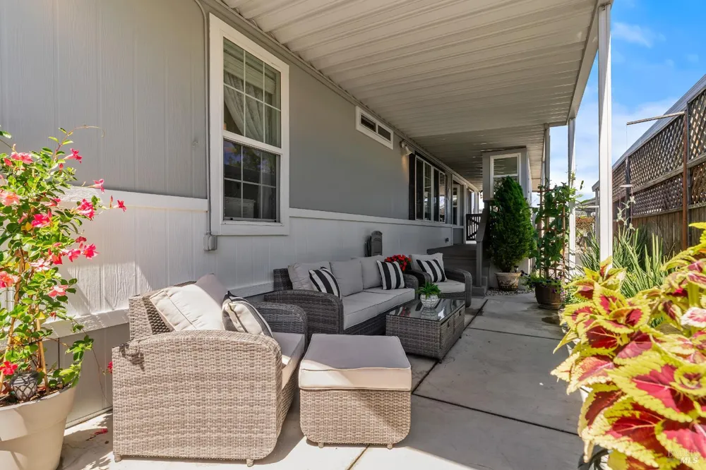 705 Sequoia Street Windsor, CA 95492