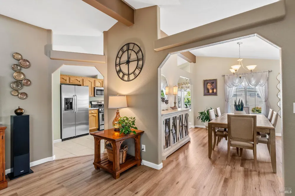 705 Sequoia Street Windsor, CA 95492