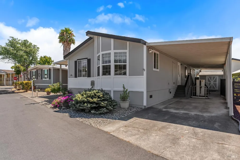 705 Sequoia Street Windsor, CA 95492