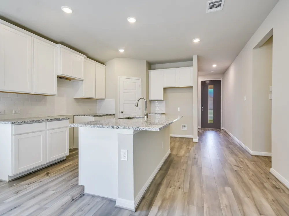 807 Universal Drive Hutto, TX 78634
