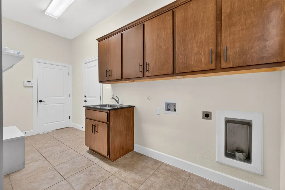 9550 Savannah Ridge Drive #38 Austin, TX 78726