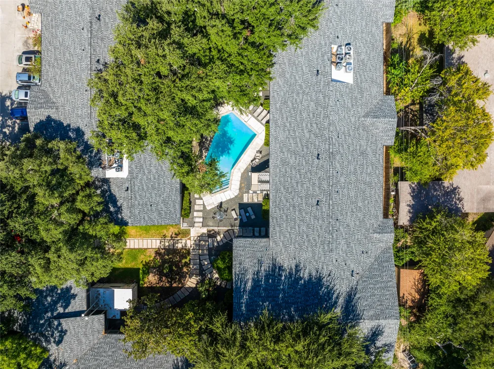2303 East Side Drive #210 Austin, TX 78704