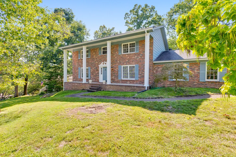 5661 Grayshore Lane Hixson, TN 37343