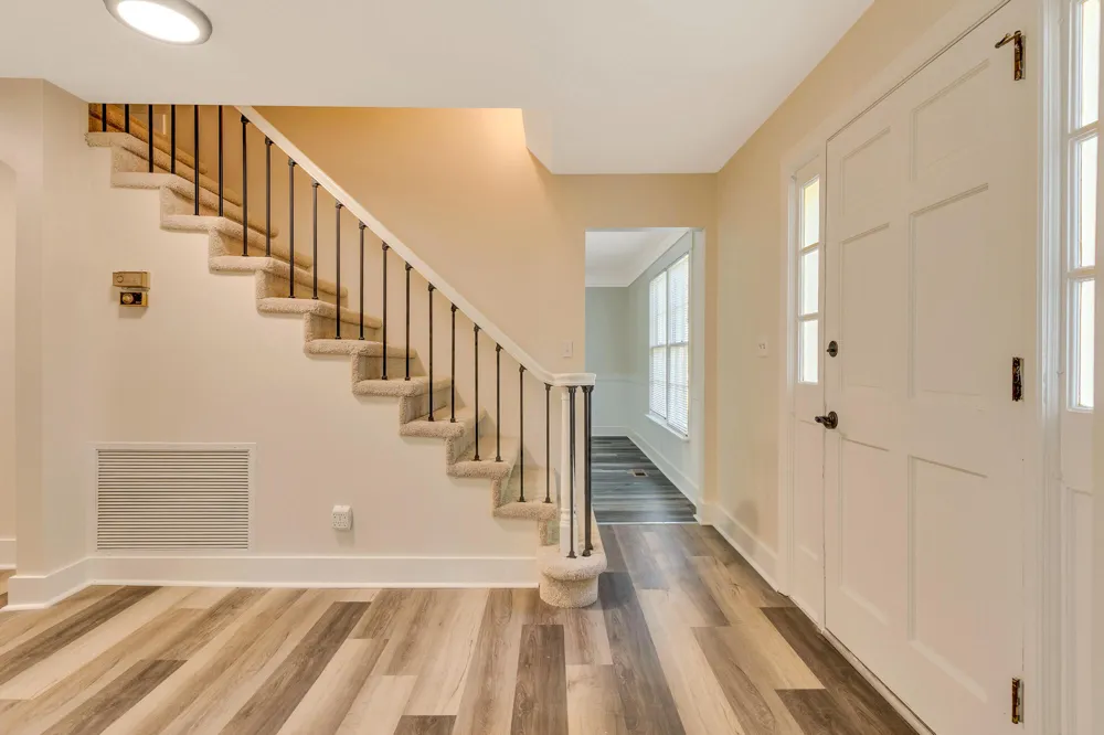 5661 Grayshore Lane Hixson, TN 37343