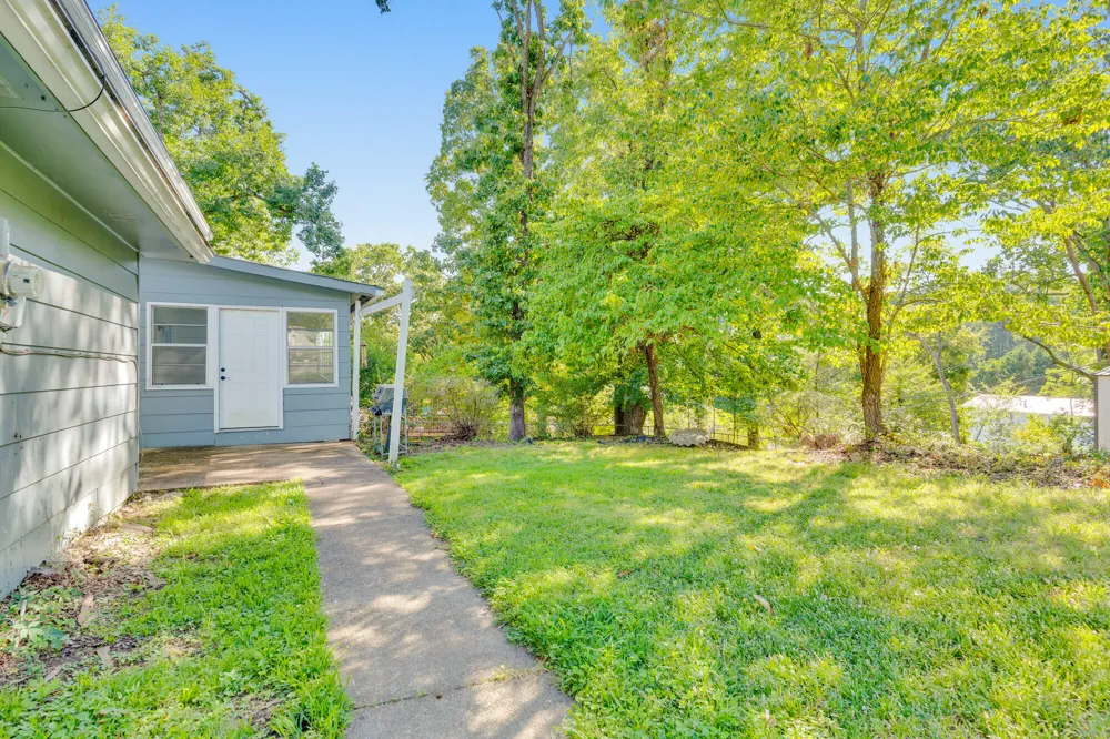 5661 Grayshore Lane Hixson, TN 37343