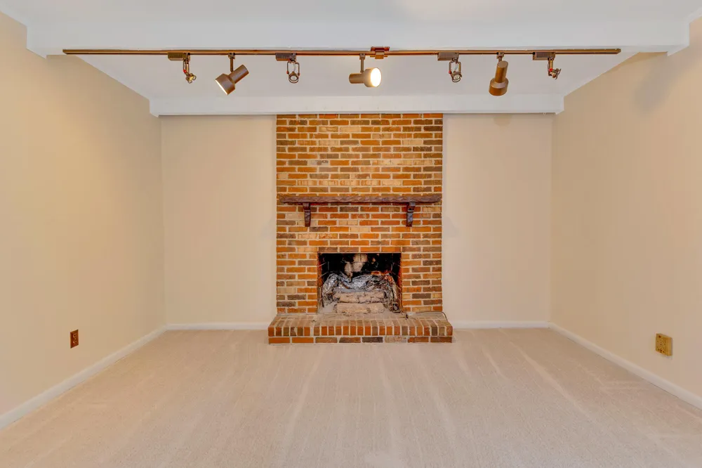 5661 Grayshore Lane Hixson, TN 37343