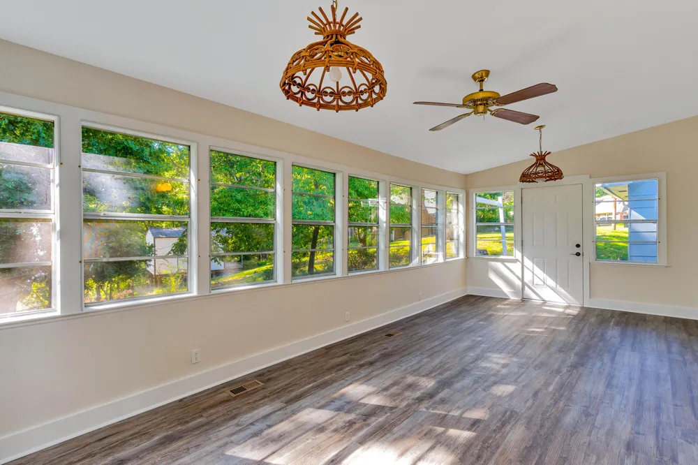 5661 Grayshore Lane Hixson, TN 37343
