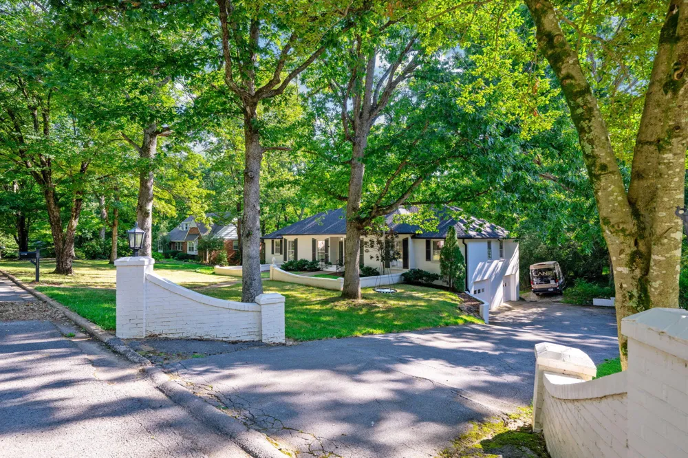 1102 Havenwood Drive Signal Mountain, TN 37377