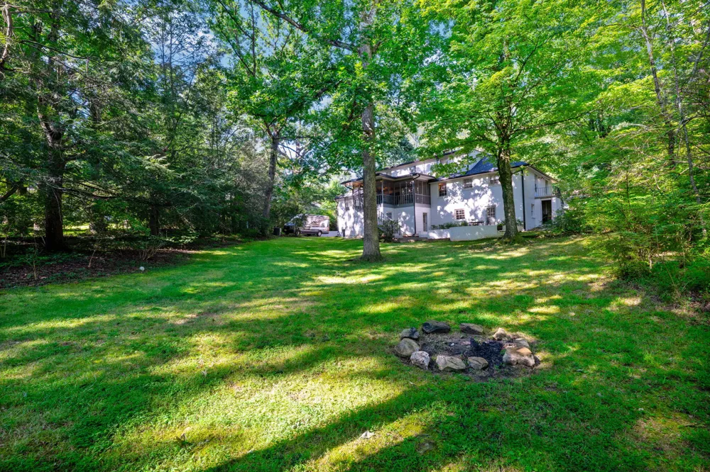 1102 Havenwood Drive Signal Mountain, TN 37377