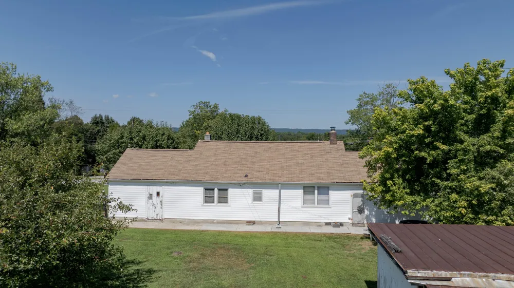 4924 Wolf Creek Road Spring City, TN 37381