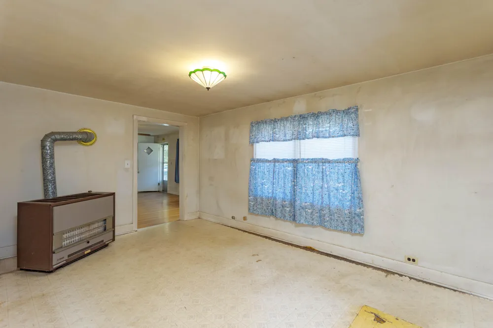 4924 Wolf Creek Road Spring City, TN 37381