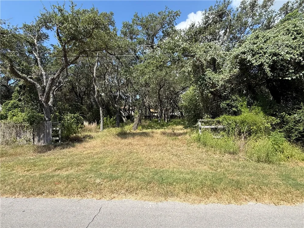 601 10th Street Fulton, TX 78358