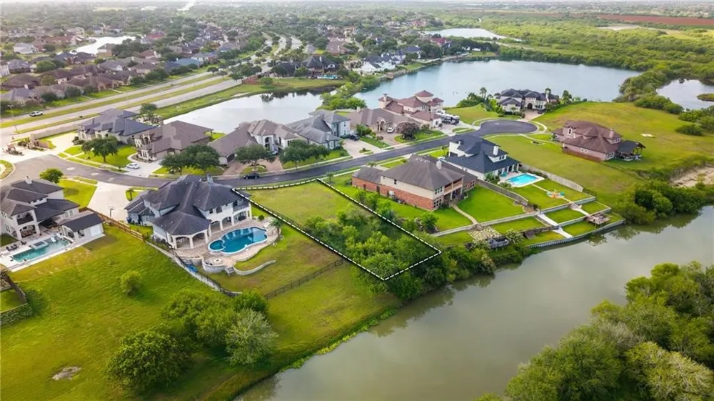 7617 Kings Corpus Christi, TX 78413