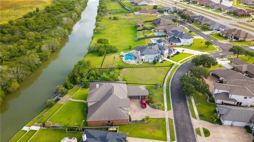 7617 Kings Corpus Christi, TX 78413
