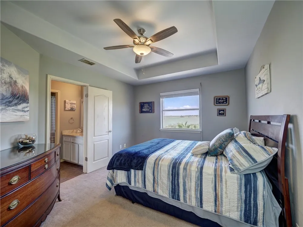 202 Causeway Street Portland, TX 78374