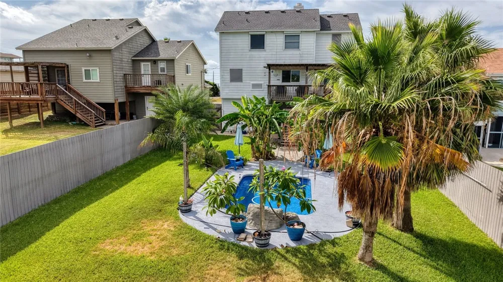 202 Causeway Street Portland, TX 78374