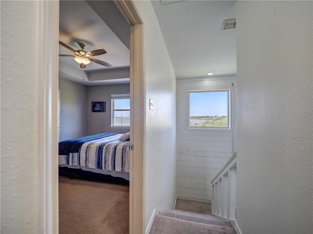 202 Causeway Street Portland, TX 78374