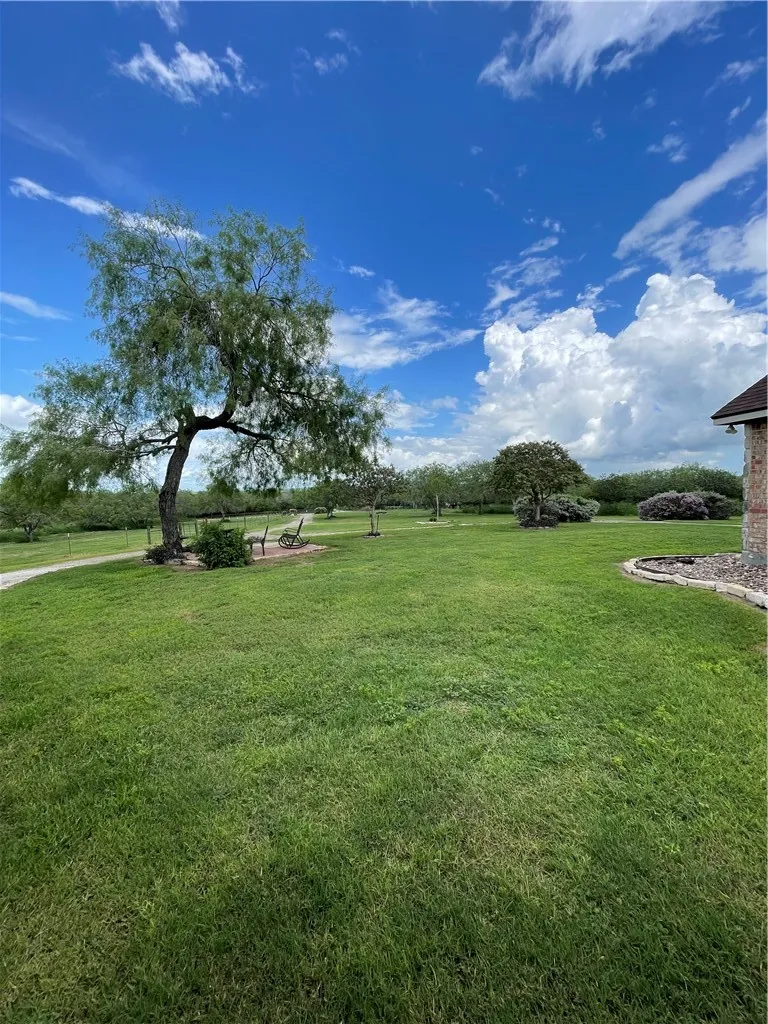5937 Hidden Valley Lp Sandia, TX 78383