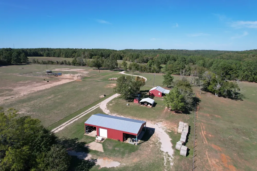 19743 S County Road 3227 Cushing, TX 75760