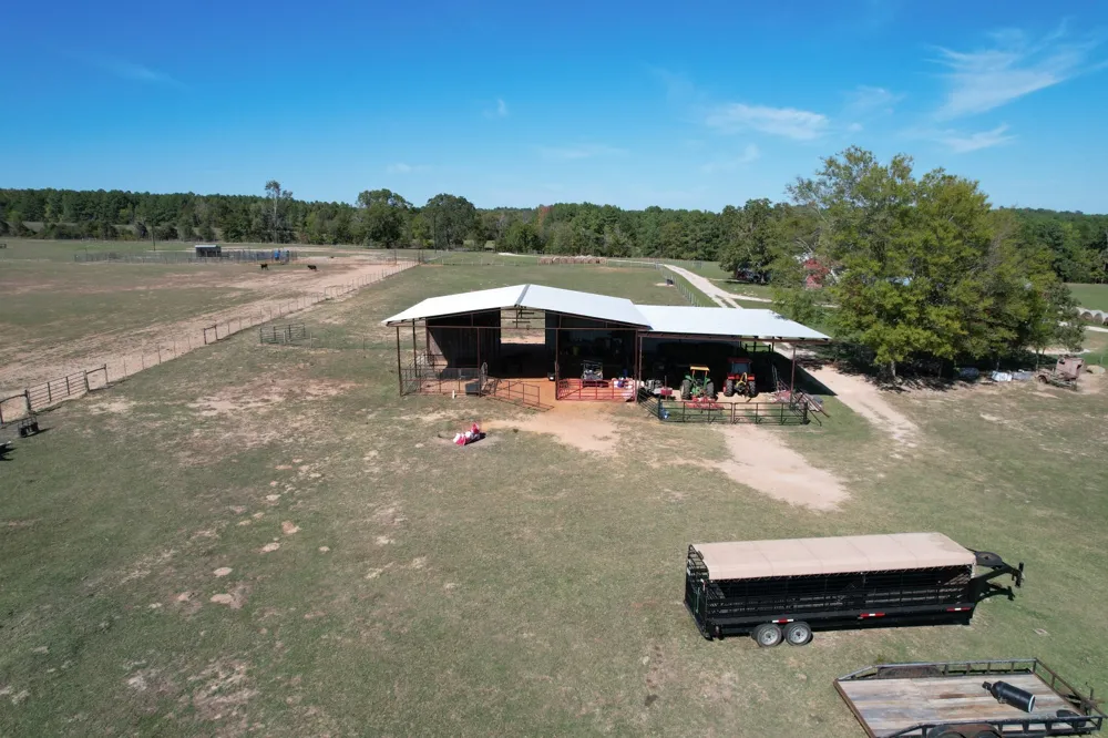 19743 S County Road 3227 Cushing, TX 75760