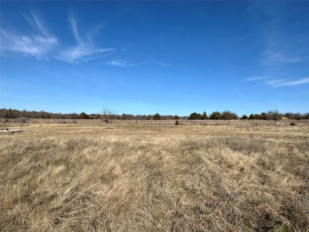 CR 1043 Celeste, TX 75423