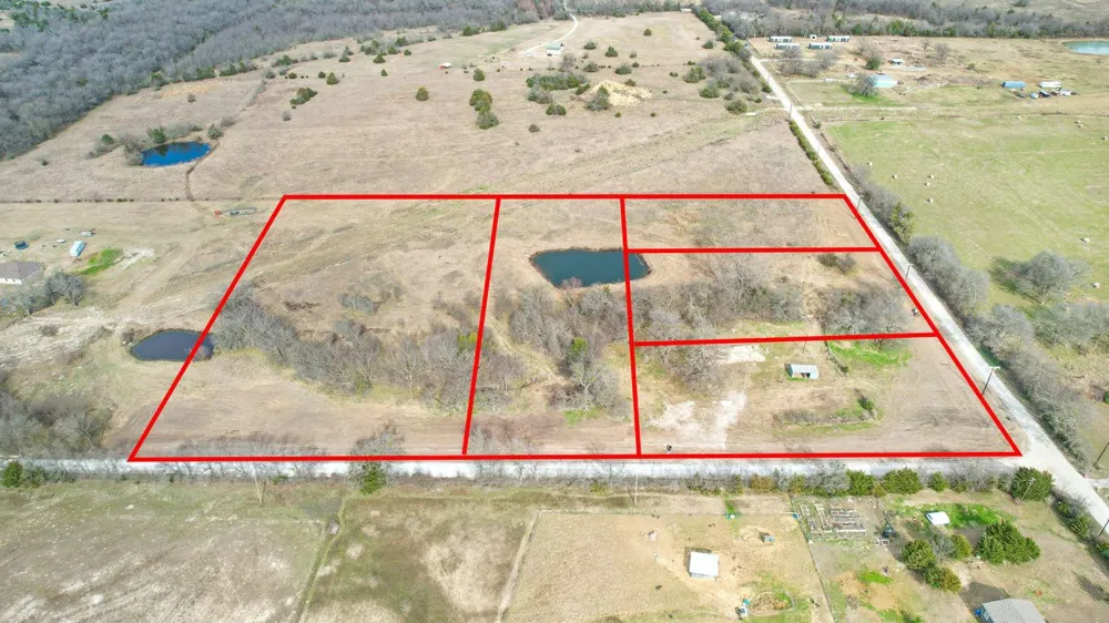 CR 1043 Celeste, TX 75423